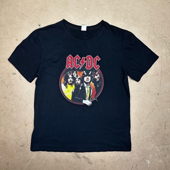 Vintage Y2K AC/DC ‘Highway to Hell’ Graphic Band Shirt - Picture 2 of 3